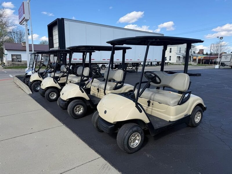 2016 Yamaha Golf Cart Gas   - Photo 1 - Rushville, IN 46173