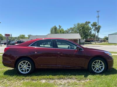 2016 Chevrolet Malibu Limited LT   - Photo 5 - Rushville, IN 46173