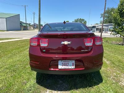 2016 Chevrolet Malibu Limited LT   - Photo 7 - Rushville, IN 46173