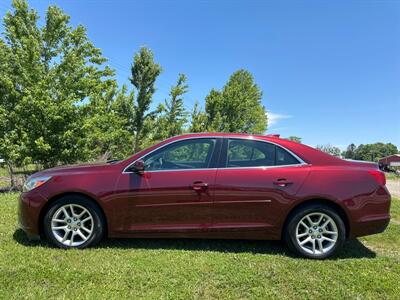 2016 Chevrolet Malibu Limited LT   - Photo 1 - Rushville, IN 46173