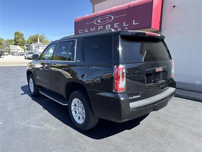 2020 GMC Yukon SLT   - Photo 7 - Rushville, IN 46173