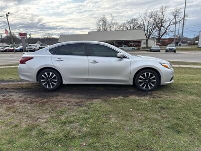 2018 Nissan Altima 2.5 SL   - Photo 5 - Rushville, IN 46173