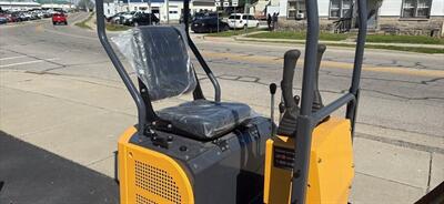 2025 LandHero LDH-KN16 Mini Excavator - Photo 3 - Rushville, IN 46173