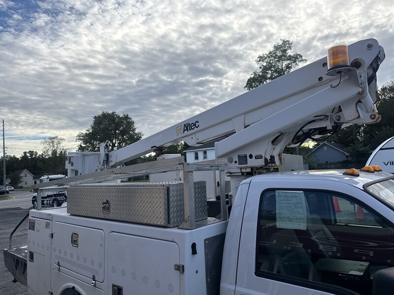 2012 Ford F-450 Super Duty Chassis Cab XL - Photo 8