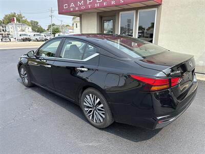 2023 Nissan Altima 2.5 SV   - Photo 7 - Rushville, IN 46173