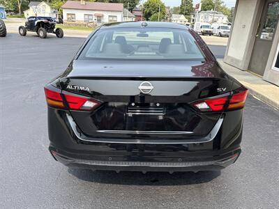 2023 Nissan Altima 2.5 SV   - Photo 6 - Rushville, IN 46173