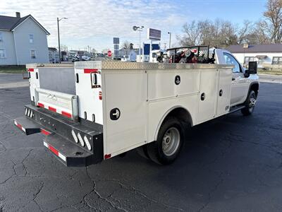 2021 Chevrolet Silverado 3500HD CC Work Truck - Photo 5 - Rushville, IN 46173