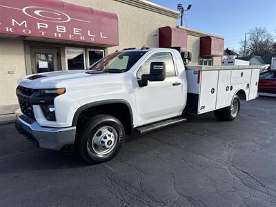 2021 Chevrolet Silverado 3500HD CC Work Truck - Photo 2 - Rushville, IN 46173