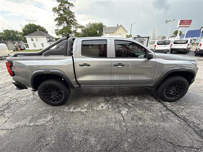 2023 Chevrolet Colorado Trail Boss   - Photo 5 - Rushville, IN 46173