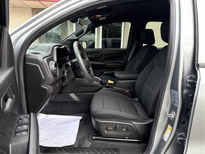 2023 Chevrolet Colorado Trail Boss   - Photo 11 - Rushville, IN 46173