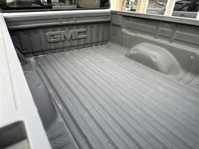 2016 GMC Canyon SLT - Photo 8 - Rushville, IN 46173