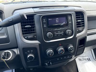 2016 RAM 2500 Tradesman   - Photo 18 - Rushville, IN 46173
