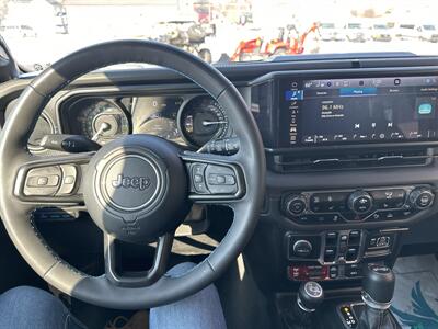 2024 Jeep Wrangler Rubicon 4xe - Photo 12 - Rushville, IN 46173