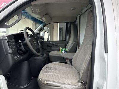 2016 Chevrolet Express 3500   - Photo 9 - Rushville, IN 46173