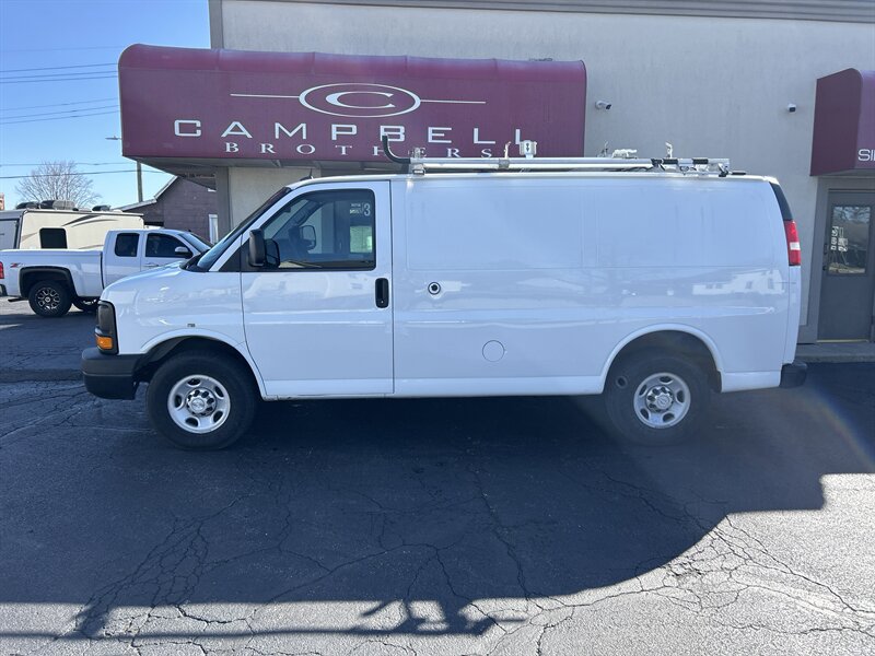 2015 Chevrolet Express 2500   - Photo 1 - Rushville, IN 46173
