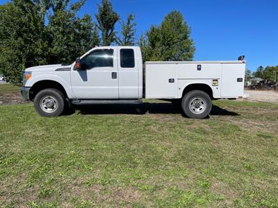 2015 Ford F-350 Super Duty XL   - Photo 1 - Rushville, IN 46173