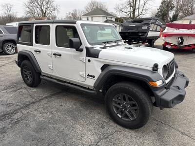 2024 Jeep Wrangler Sport RHD   - Photo 4 - Rushville, IN 46173