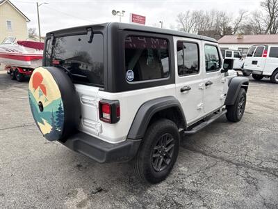 2024 Jeep Wrangler Sport RHD   - Photo 7 - Rushville, IN 46173