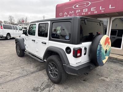 2024 Jeep Wrangler Sport RHD   - Photo 8 - Rushville, IN 46173