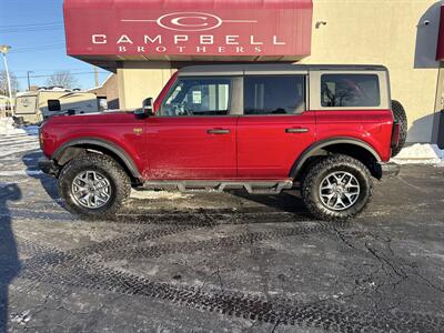 2025 Ford Bronco Badlands   - Photo 1 - Rushville, IN 46173