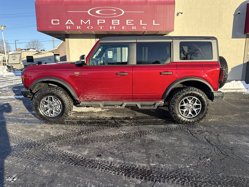 2025 Ford Bronco Badlands  