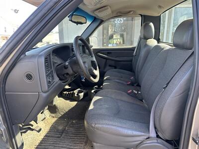 2003 GMC Sierra 1500 Work Truck 2dr Standard Cab Work Truck   - Photo 8 - Rushville, IN 46173