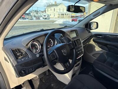 2018 Dodge Grand Caravan SE   - Photo 10 - Rushville, IN 46173