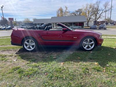 2011 Ford Mustang GT   - Photo 5 - Rushville, IN 46173