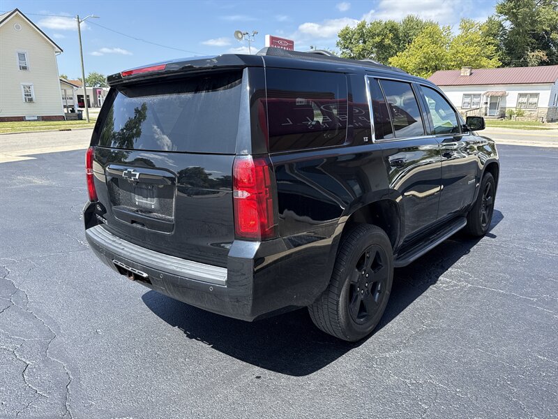 2020 Chevrolet Tahoe LT photo 4