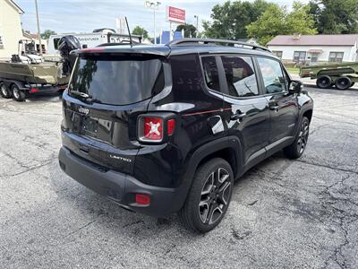 2021 Jeep Renegade Limited   - Photo 6 - Rushville, IN 46173