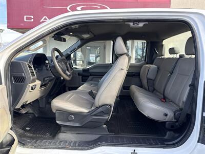 2022 Ford F-250 Super Duty XL   - Photo 8 - Rushville, IN 46173