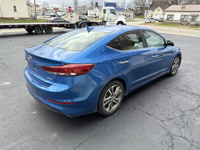 2017 Hyundai Elantra Limited photo 4