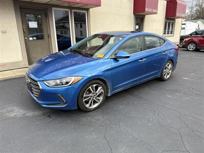 2017 Hyundai ELANTRA Limited   - Photo 2 - Rushville, IN 46173