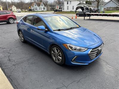 2017 Hyundai ELANTRA Limited   - Photo 4 - Rushville, IN 46173