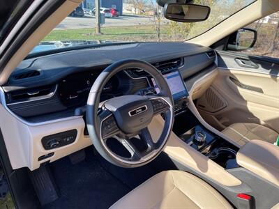 2022 Jeep Grand Cherokee L Limited   - Photo 11 - Rushville, IN 46173