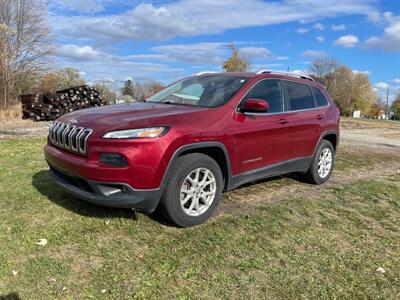 2017 Jeep Cherokee Latitude   - Photo 2 - Rushville, IN 46173