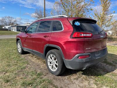 2017 Jeep Cherokee Latitude   - Photo 8 - Rushville, IN 46173