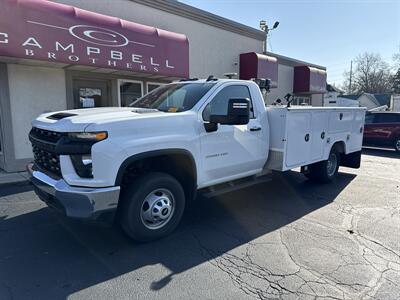 2022 Chevrolet Silverado 3500HD CC Work Truck   - Photo 2 - Rushville, IN 46173