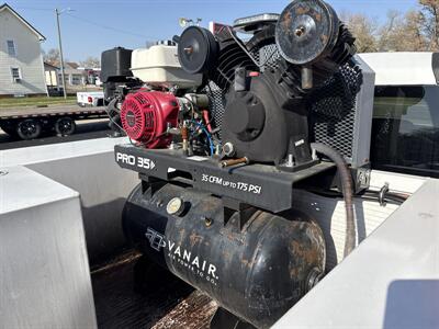 2022 Chevrolet Silverado 3500HD CC Work Truck   - Photo 18 - Rushville, IN 46173