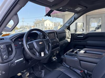 2022 Chevrolet Silverado 3500HD CC Work Truck   - Photo 21 - Rushville, IN 46173