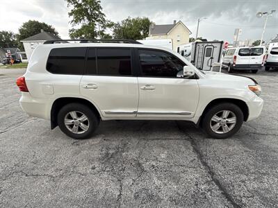 2014 Toyota Land Cruiser   - Photo 5 - Rushville, IN 46173