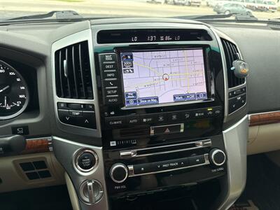 2014 Toyota Land Cruiser   - Photo 13 - Rushville, IN 46173