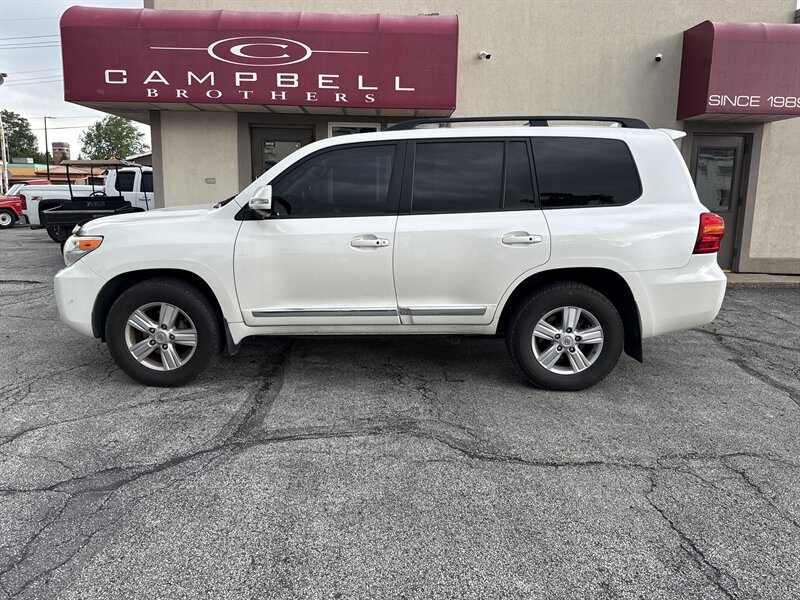 2014 Toyota Land Cruiser - Photo 1 - Rushville, IN 46173
