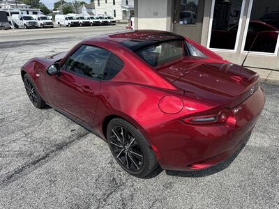 2024 Mazda MX-5 Miata RF Grand Touring   - Photo 8 - Rushville, IN 46173