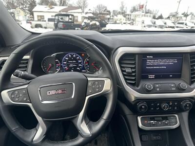 2023 GMC Acadia SLT   - Photo 13 - Rushville, IN 46173