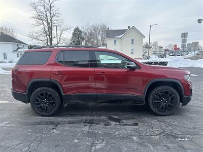 2023 GMC Acadia SLT   - Photo 5 - Rushville, IN 46173