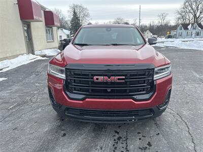 2023 GMC Acadia SLT   - Photo 3 - Rushville, IN 46173
