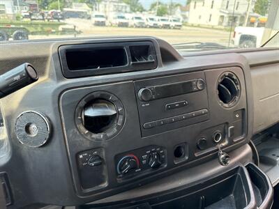 2025 Ford E-450 Cutaway   - Photo 13 - Rushville, IN 46173