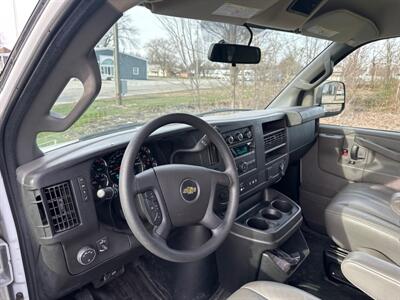 2017 Chevrolet Express LS 2500   - Photo 10 - Rushville, IN 46173