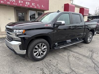 2022 Chevrolet Silverado 1500 Limited LT   - Photo 2 - Rushville, IN 46173